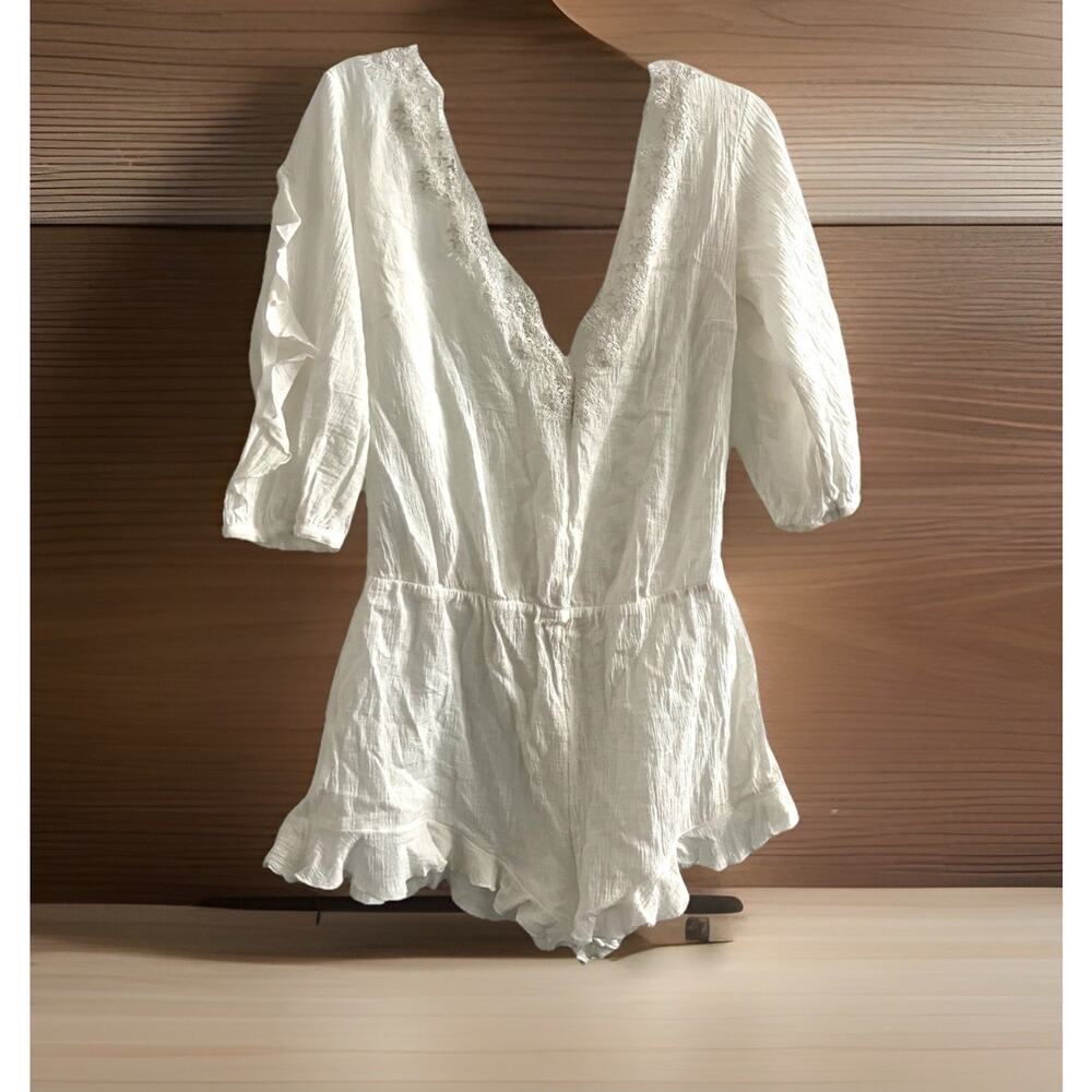 Victorias Secret Sexy White Romper Coverup Ruffled Sleeve NWT Med Bride Cottage